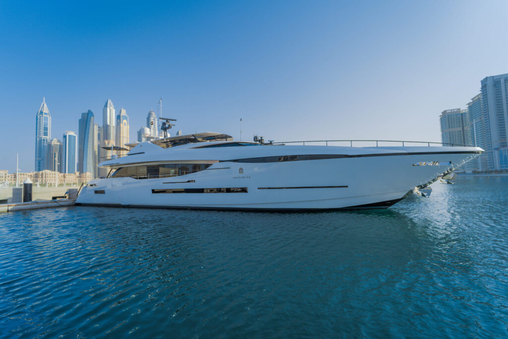 velux saffuriya yacht