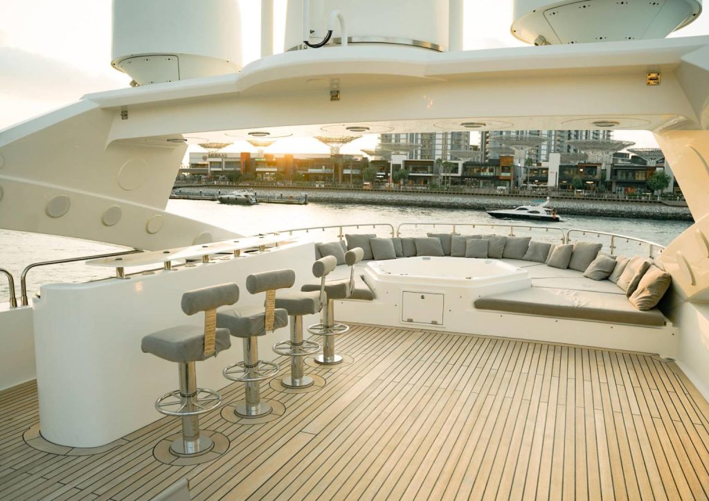 cheap yacht rentals Dubai