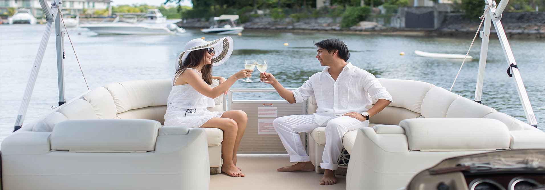 Why Summer is the Perfect Time for a Luxury Yacht Charter in Dubai