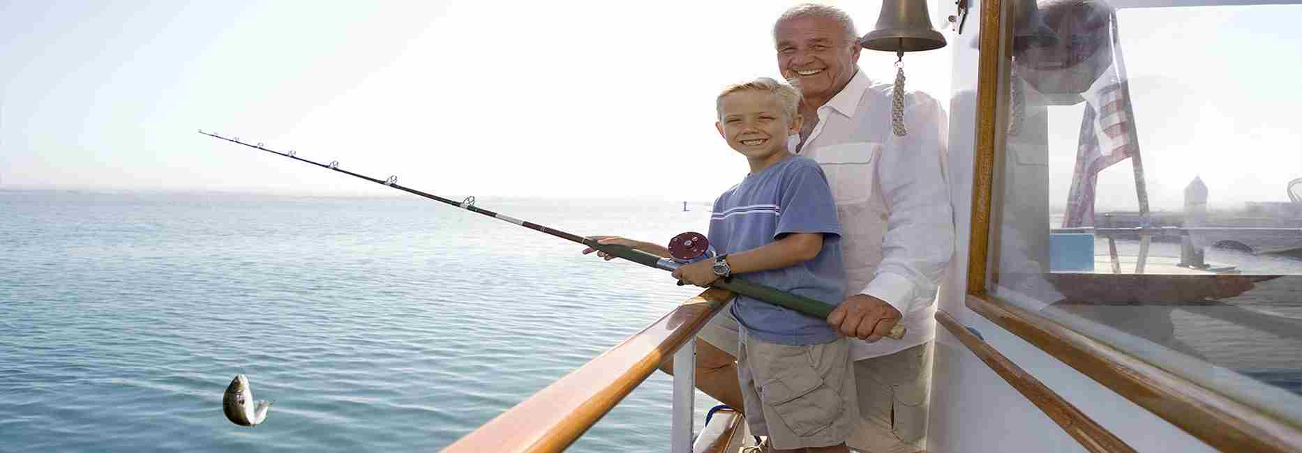Fishing Trip on Yacht Charter Dubai: A Guide to the Best Catches and Licensed Boats