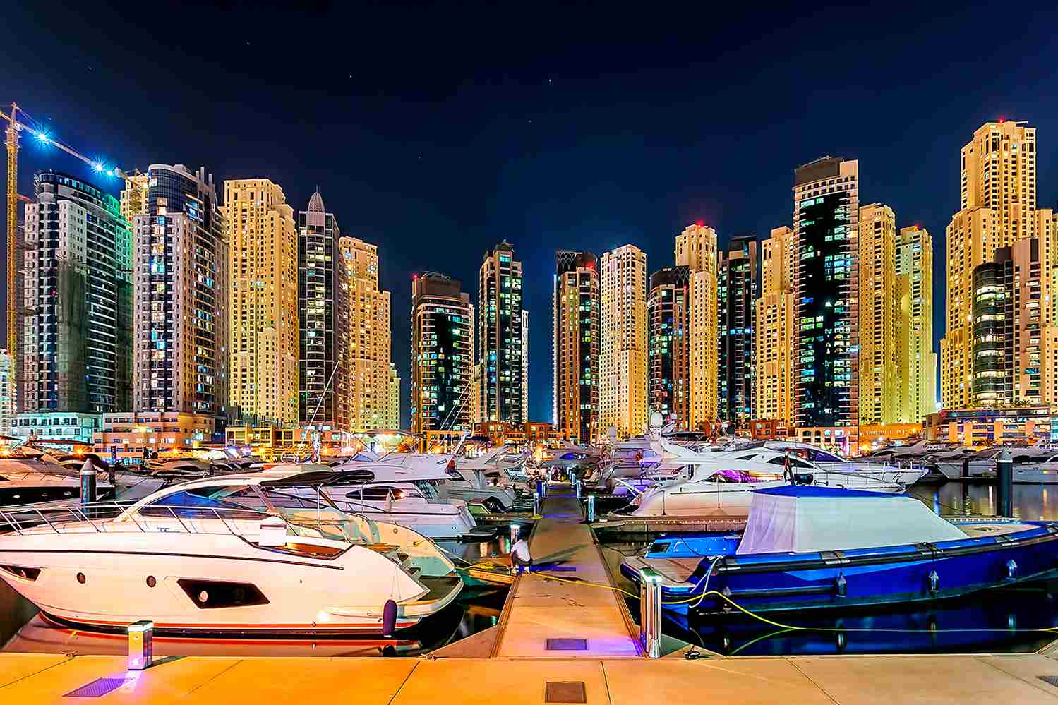 What Makes A Yacht Cruise In Dubai A Must-Do Experience For Tourists